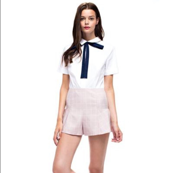 Collared Romper with Neck Tie - Picture 3 of 4